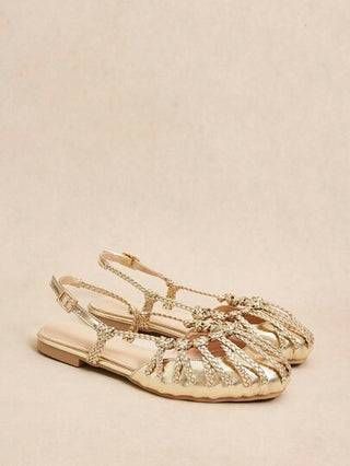 Rosivie صندل نسائي مسطح، حذاء مسطح بحزام منسوج ذهبي مغلق من الأمام