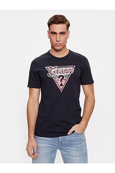 تي شيرت رجالي ذو قصة عادية من Triangle Guess