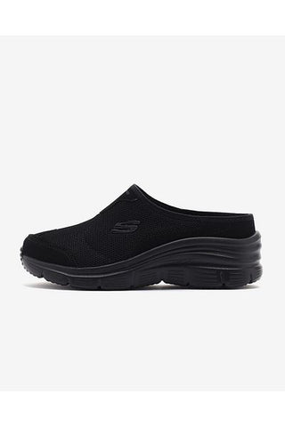حذاء رياضي نسائي أسود مفتوح من الخلف من Fashion Fit 12714Tk Bbk Skechers