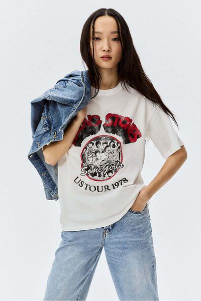 تي شيرت مطبوع كبير الحجم