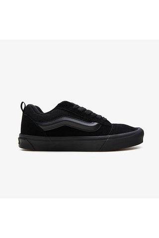 حذاء رياضي أسود للجنسين من Knu Skool VANS