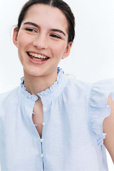 بلوزة من مزيج الكتان