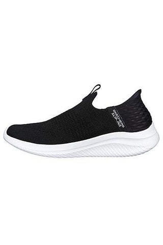 149708 -حذاء رياضي أسود من BKW Skechers