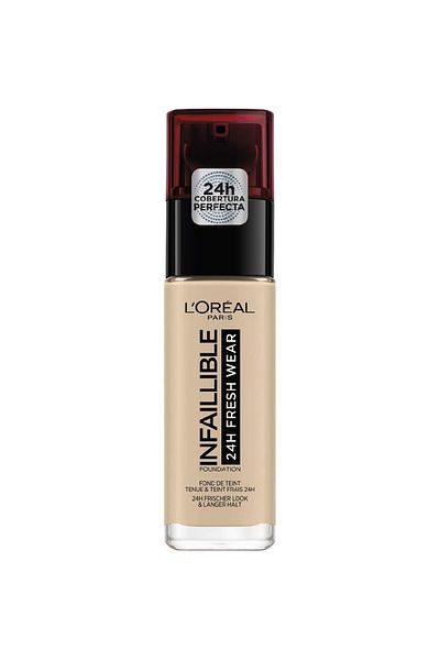 كريم أساس L'oréal Paris Infaillible Fresh Wear لمدة 32 ساعة مع فيتامين C - 130 بيج حقيقي L'oreal