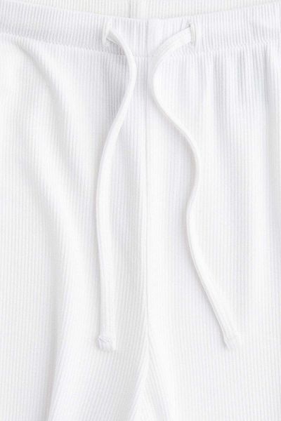 بنطلون واسع برباط