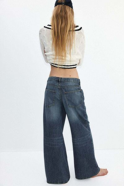 بنطال جينز واسع وفضفاض