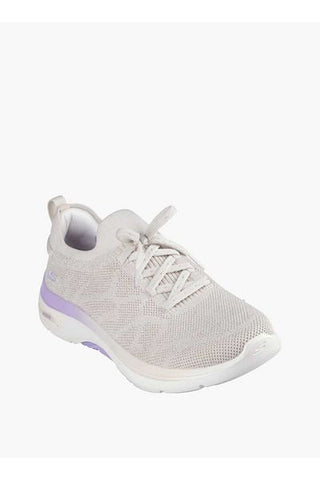 حذاء رياضي نسائي سهل الارتداء من Skechers مصنوع من شبكة مع تفاصيل من الدانتيل Skechers