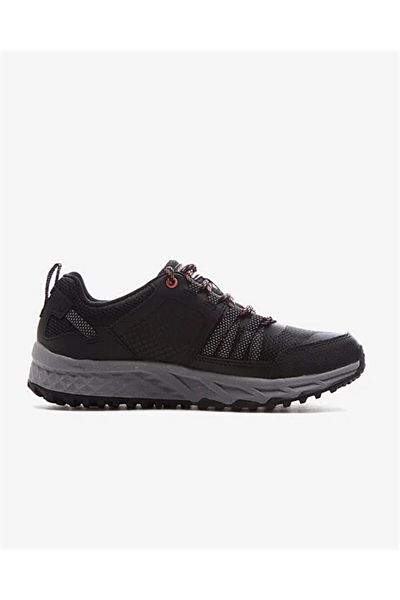 حذاء رياضي نسائي من Escape Plan Skechers