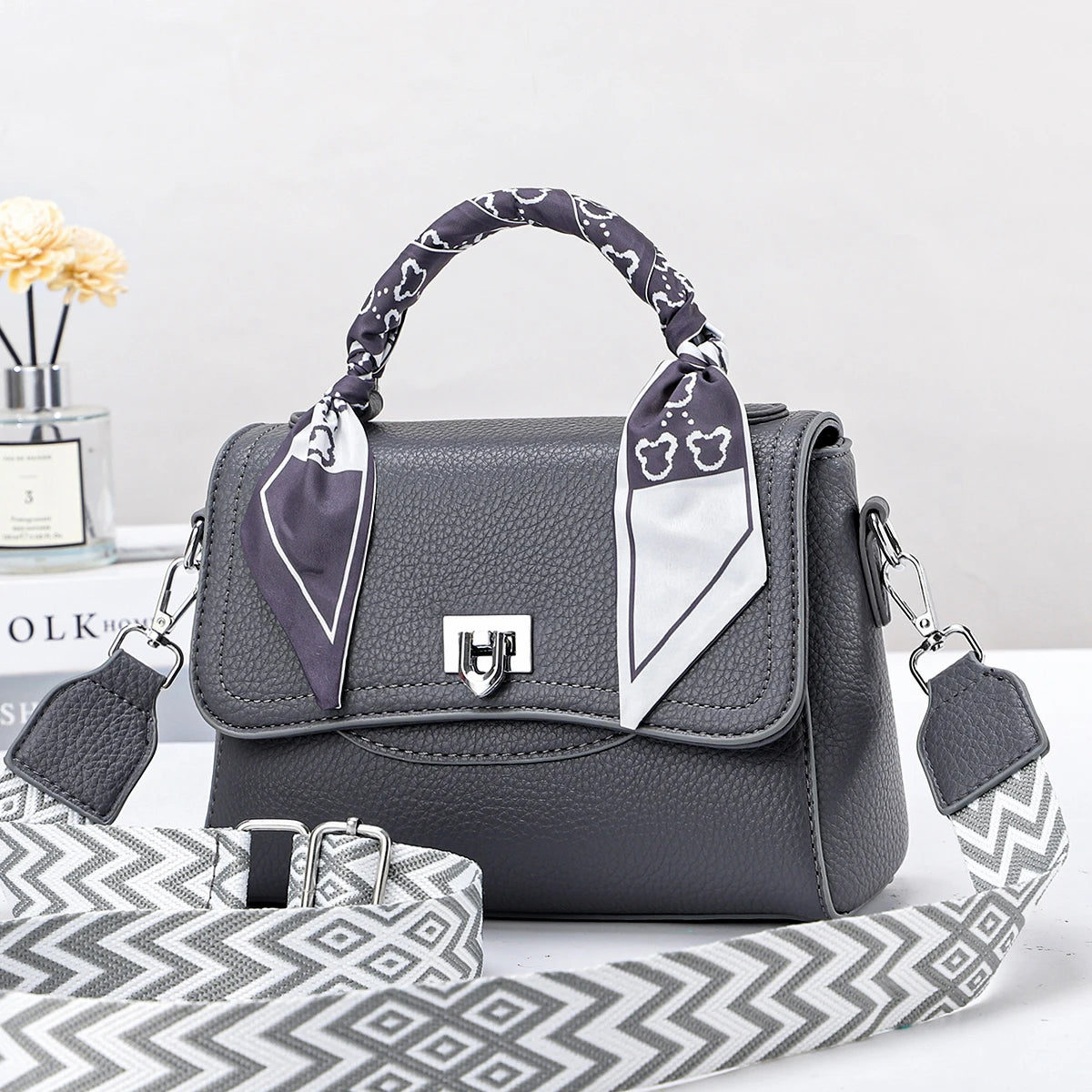 شنطة صغيرة كاجوال للنساء - 2023 New Design Bolsas Lady Style Luxury