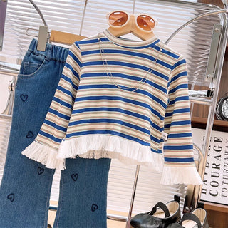 موضة 2025 بنات خريف جديد korean striped tassel jacket bottoming shirt كاجوال ستايل plus love jeans طقم قطعتين size 5t