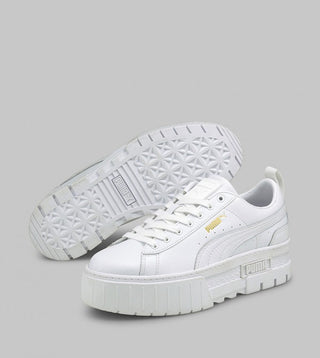 MAYZE Classic Platform Lace-Up Sneakers