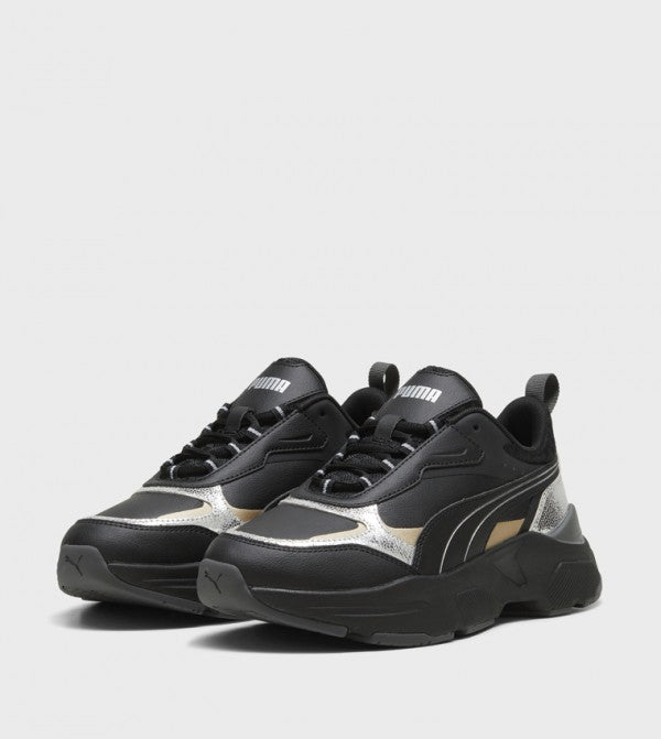 CASSIA Metallic Shine Sneakers