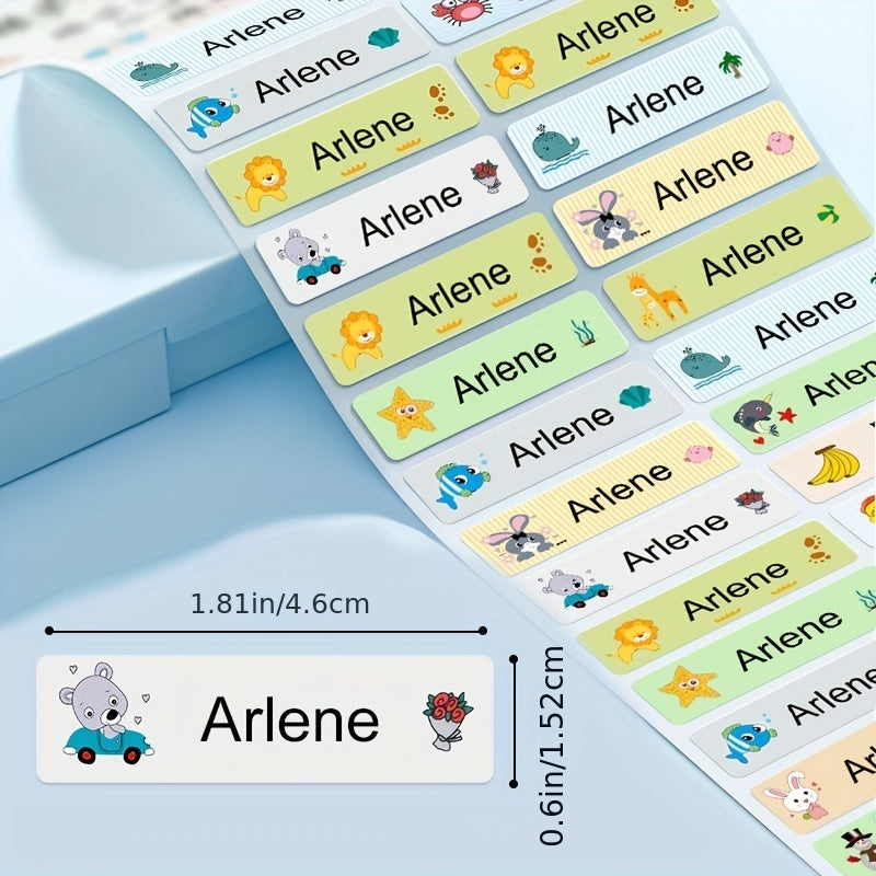 ملصقات علامات الاسم المخصصة من Arlene، مصنوعة من PVC مقاوم للماء، بحجم متوسط 1.81x0.59 بوصة، ملصقات شخصية للمدرسة والمكتب وزجاجات المياه والأقلام - لا تتطاول على الالتصاق