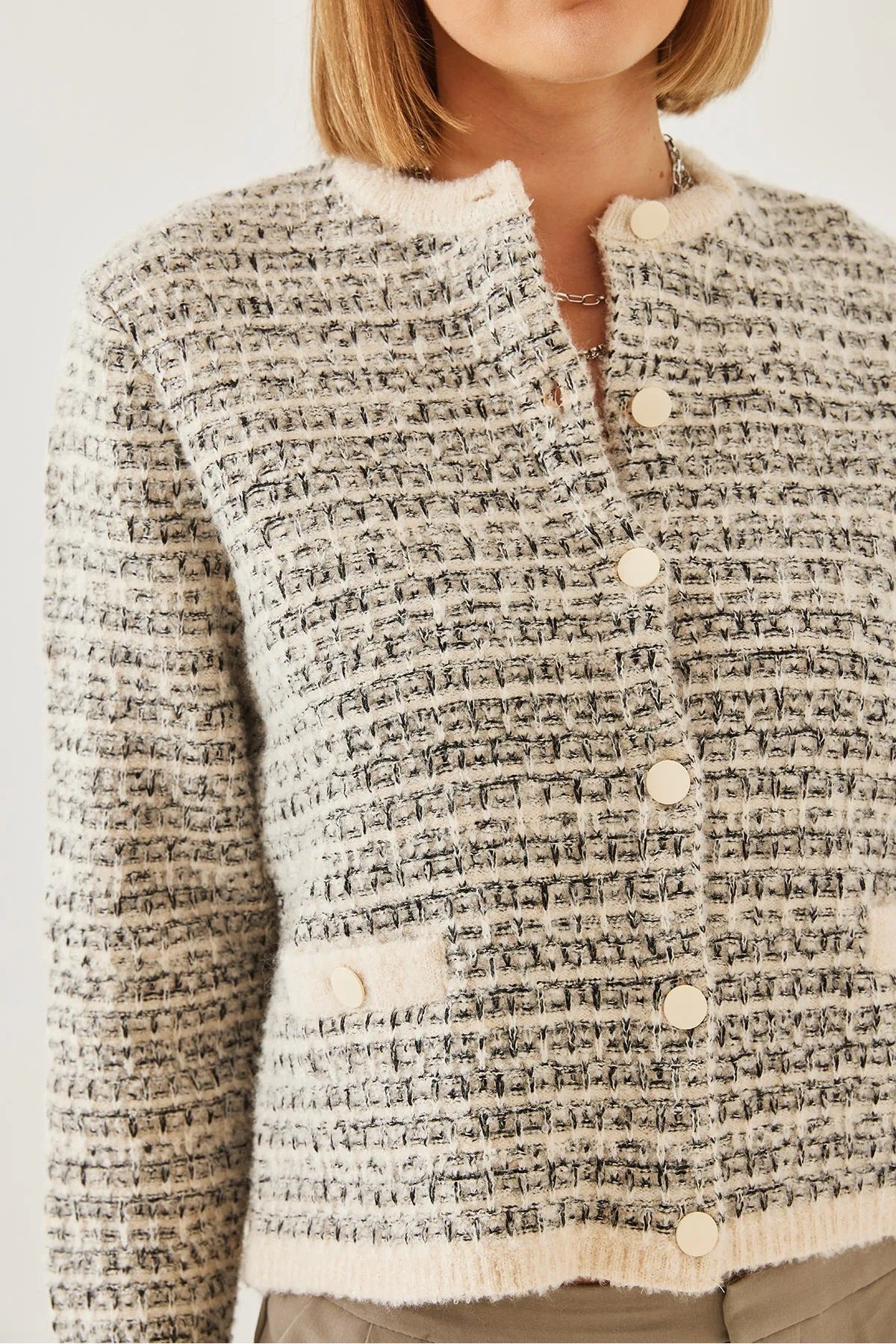 Bianco Lucci سترة نسائية محبوكة بجيب منقوش