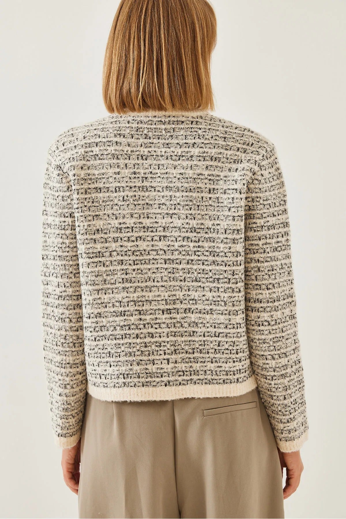 Bianco Lucci سترة نسائية محبوكة بجيب منقوش