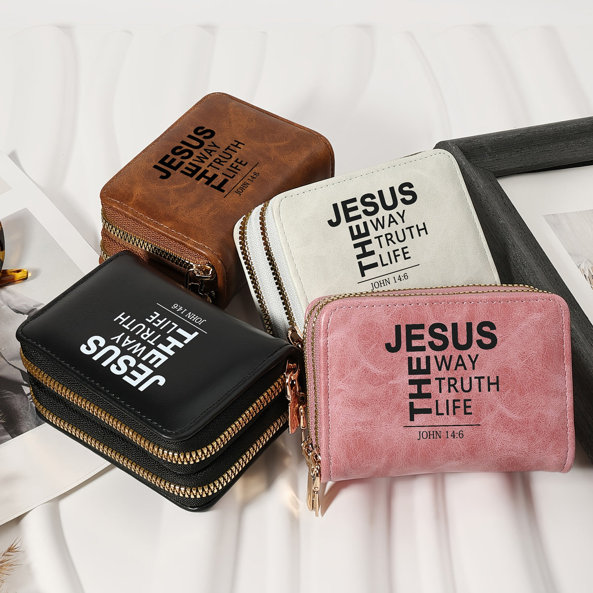 يسوع الطريق الحق الحياة - محفظة مزدوجة بسحاب ملهمة - حامل بطاقات عصري مع فتحات متعددة، محفظة نقود، وإغلاق سحاب آمن باللون الأبيض، محفظة حامل بطاقات