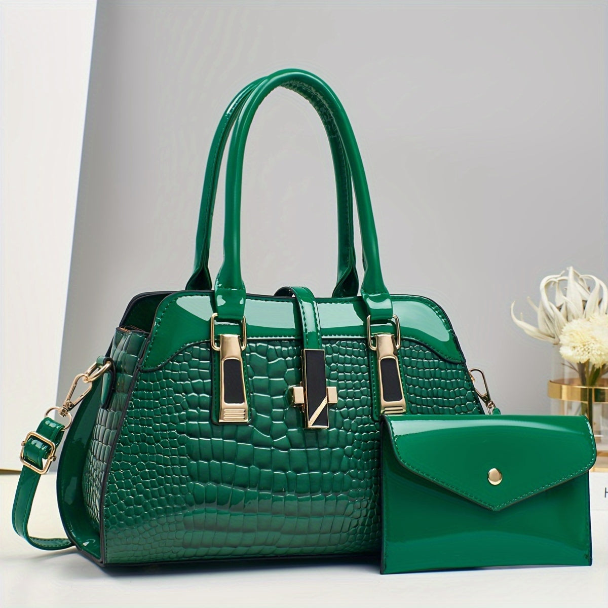 حقيبة يد بنمط التمساح للنساء، 2024 تصميم جديد أنيق بسعة كبيرة مع حزام قابل للتعديل، إغلاق بسحاب، بطانة بوليستر، حقيبة معصم، وطلاء حافة، تصميم متطابق بين الأم والابن
