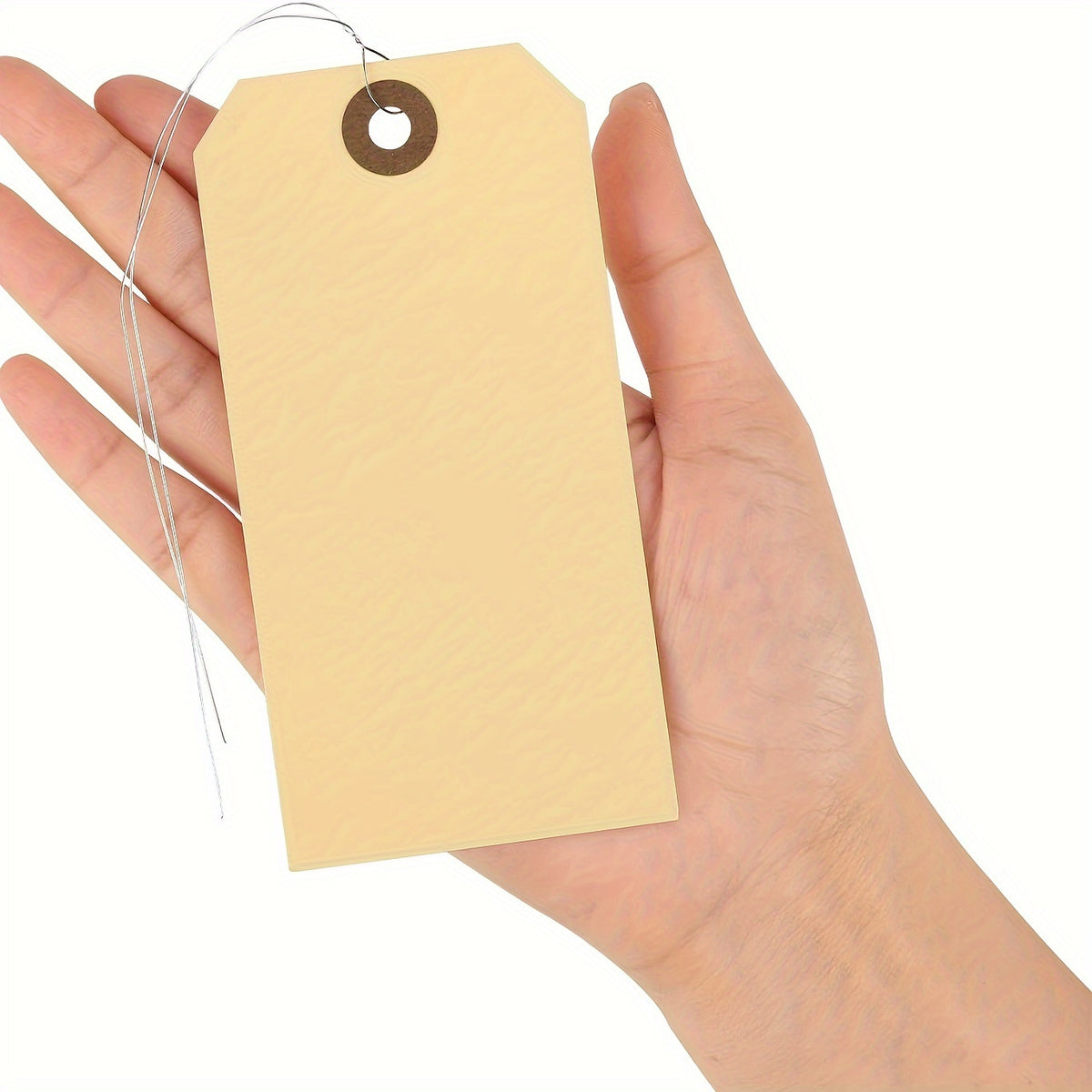 50 قطعة من الملصقات باللون البيج مع حبل، ورق ملصقات كبير بسلك حديد، يمكن كتابة ملصق السعر، ملصق هدايا ورقي فارغ مناسب لجميع المناسبات