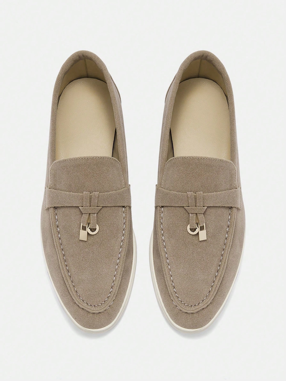 CUCCOO BIZCHIC أحذية نسائية براقة للاستخدام اليومي ذات أصبع حاد وفردية للارتداء في عطلات أعياد الميلاد ورأس السنة الجديدة وفي الخريف والشتاء