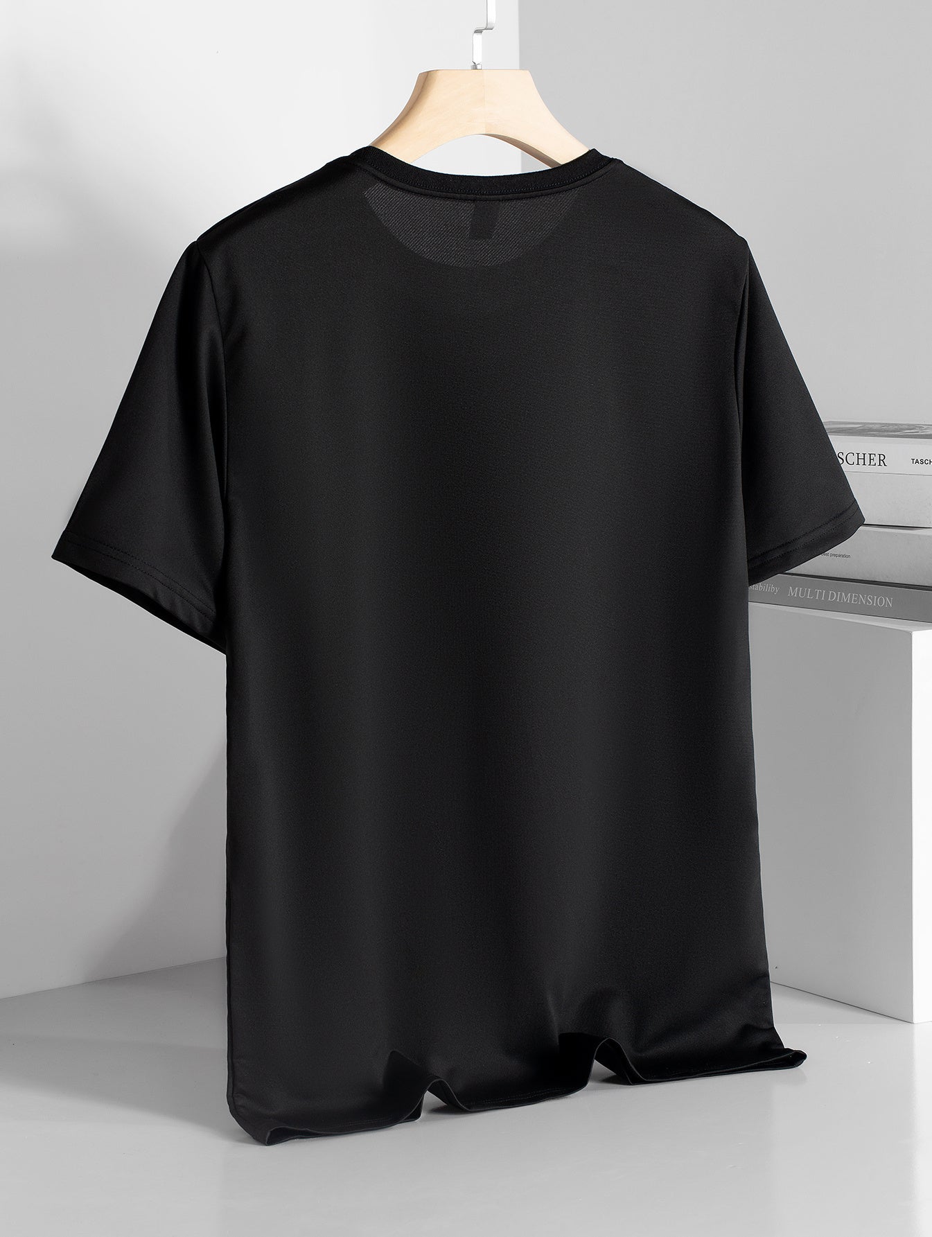 تيشيرت رجالي بأكمام قصيرة وطباعة تحفيزية "لا تستسلم أبدًا"