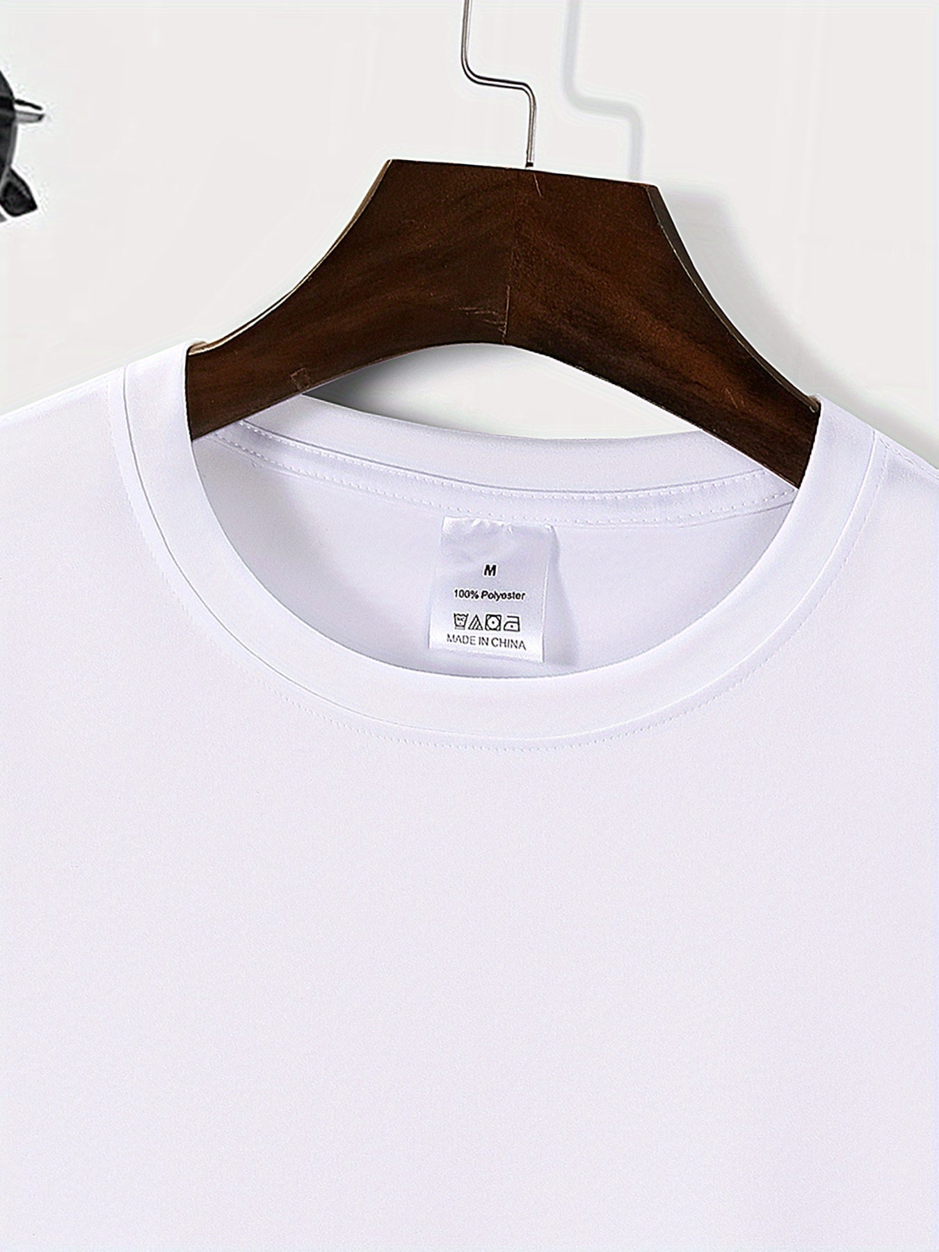 3 قطع من تيشيرتات رجالية بياقة دائرية