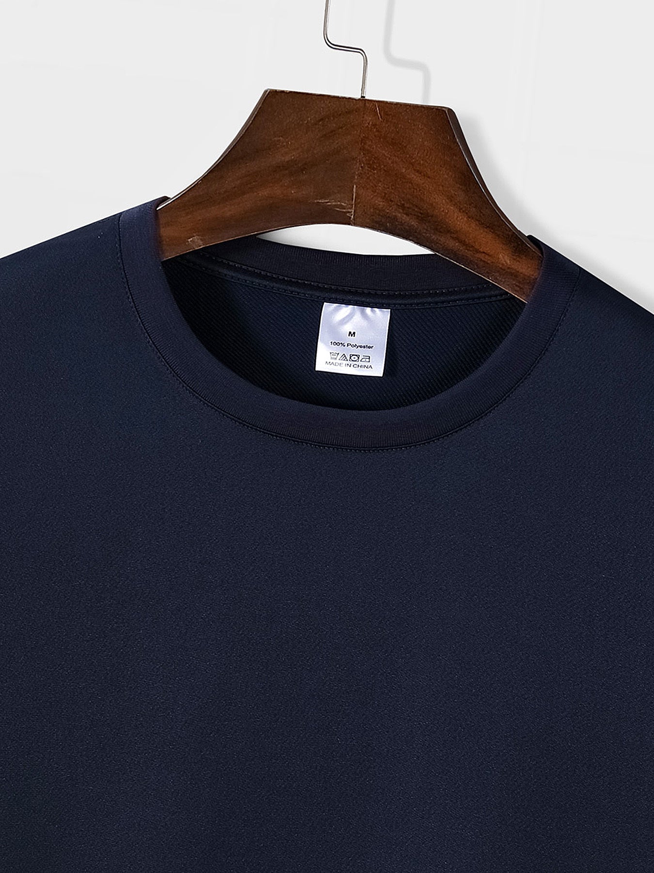 3 قطع من تيشيرتات رجالية بياقة دائرية