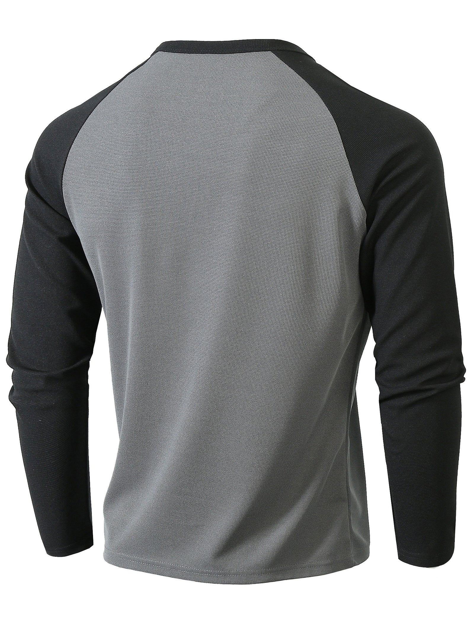 تي شيرت رجالي بأكمام طويلة ورقبة دائرية بقصة ضيقة مع نصف زر