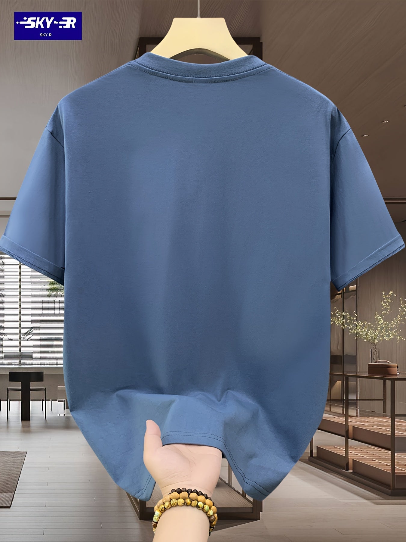 تيشيرت رجالي مريح من SKY·R بتصميم جرافيك