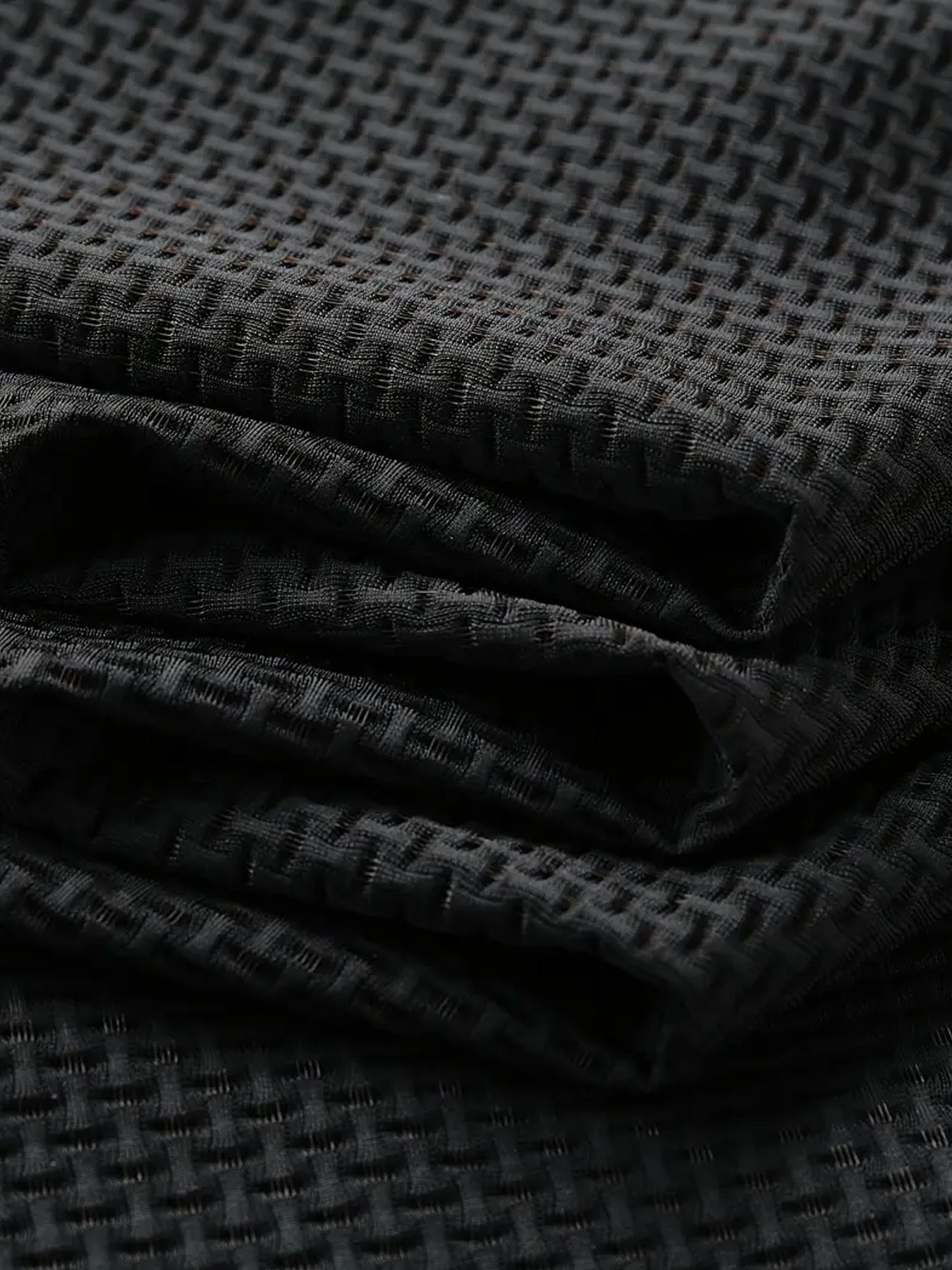 تيشيرت رجالي مريح من الشرق الأوسط