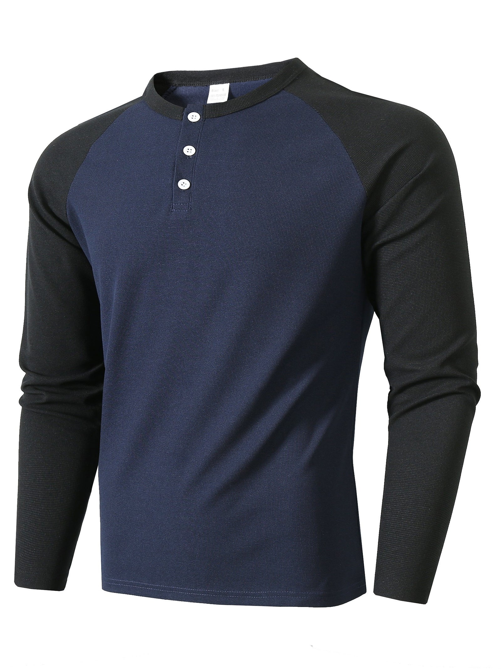تي شيرت رجالي بأكمام طويلة ورقبة دائرية بقصة ضيقة مع نصف زر