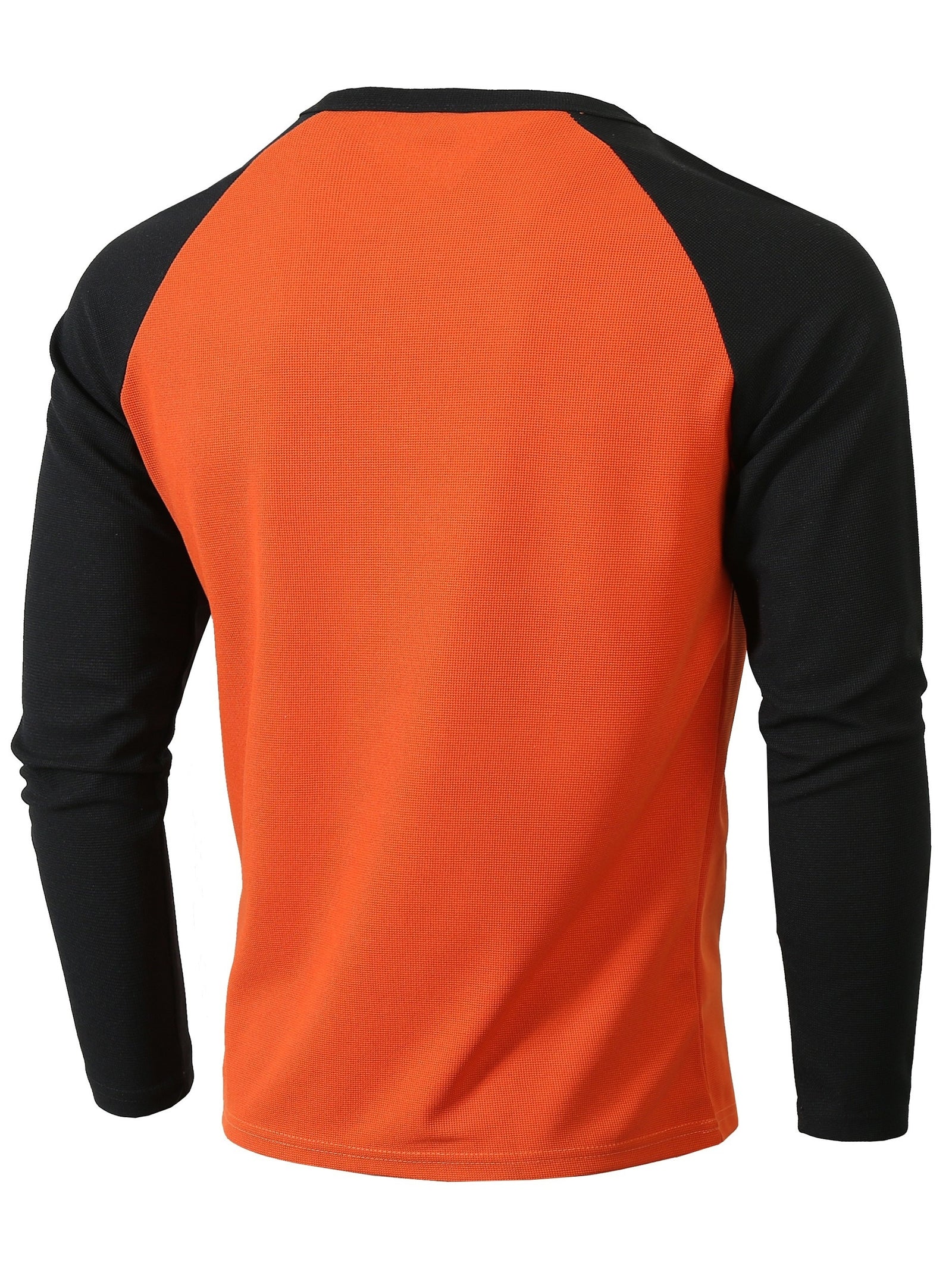 تي شيرت رجالي بأكمام طويلة ورقبة دائرية بقصة ضيقة مع نصف زر