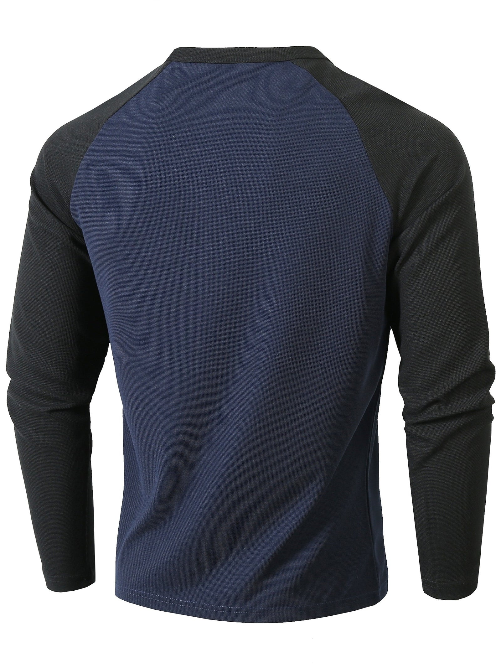 تي شيرت رجالي بأكمام طويلة ورقبة دائرية بقصة ضيقة مع نصف زر