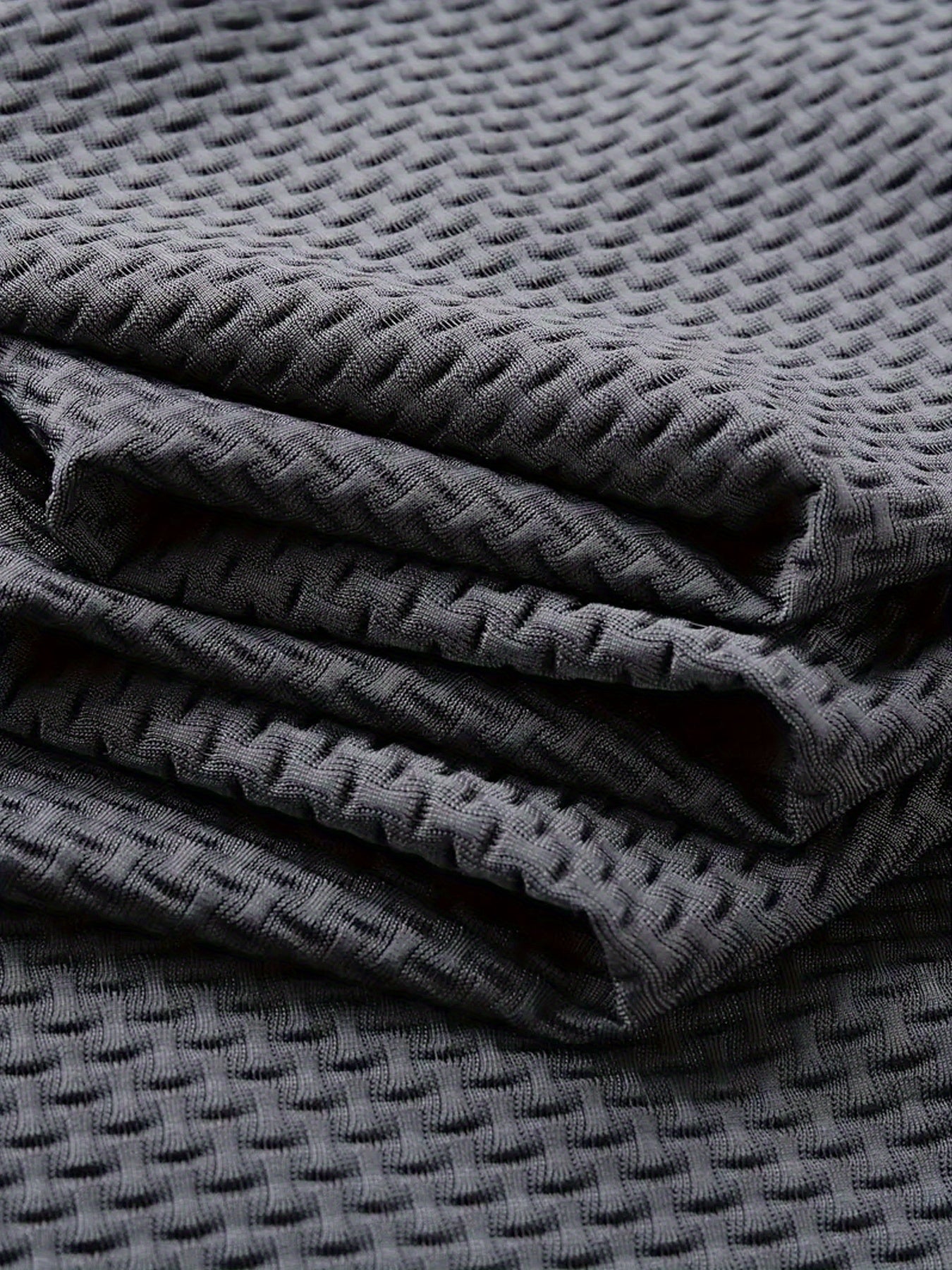 تيشيرت رجالي مريح من الشرق الأوسط