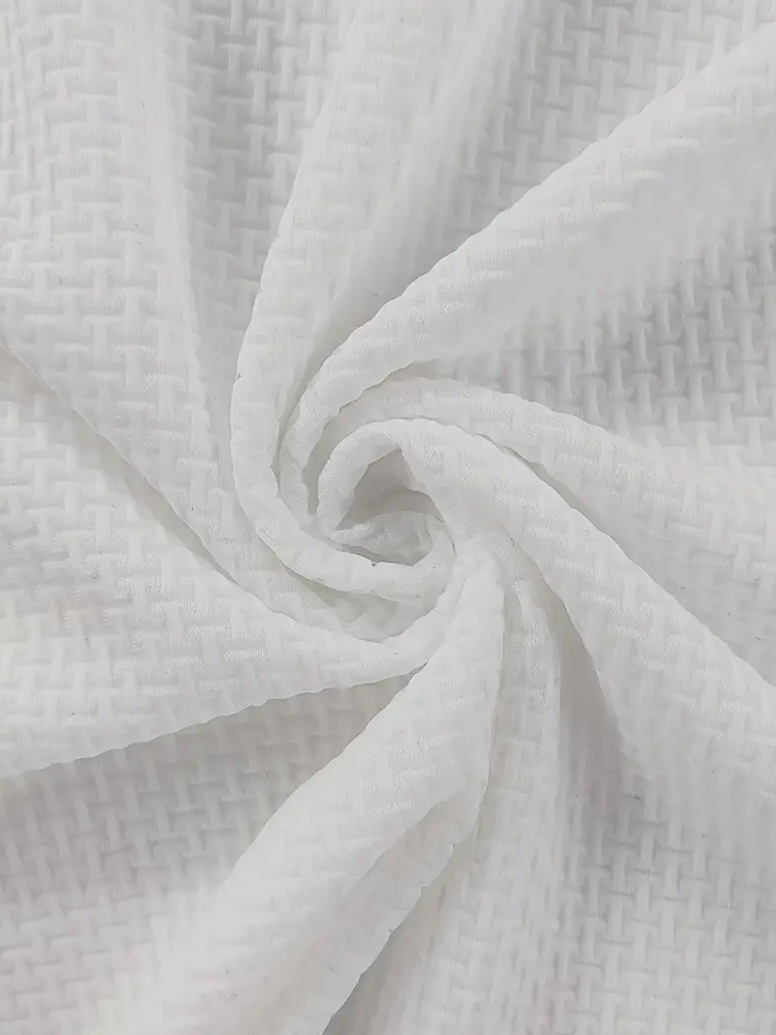 تيشيرت رجالي مريح من الشرق الأوسط