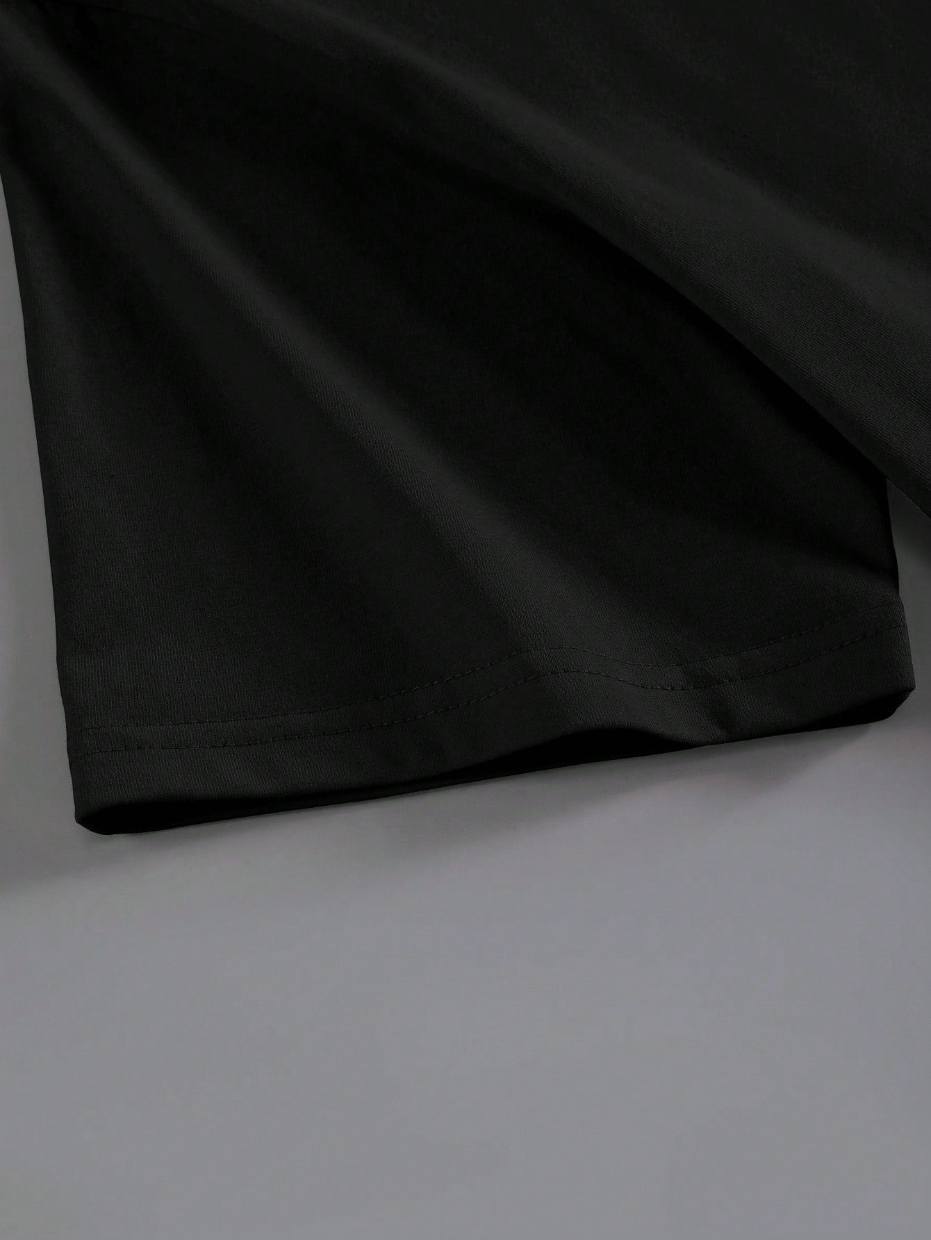 تي شيرت قطن بجرافيك شعار