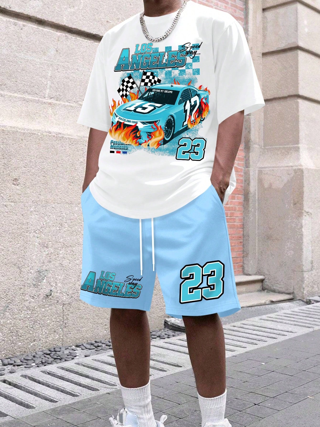 طقم تيشيرت وشورت مطبوع بطبعات للرجال