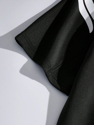 تي شيرت بطباعة أحرف للرجال