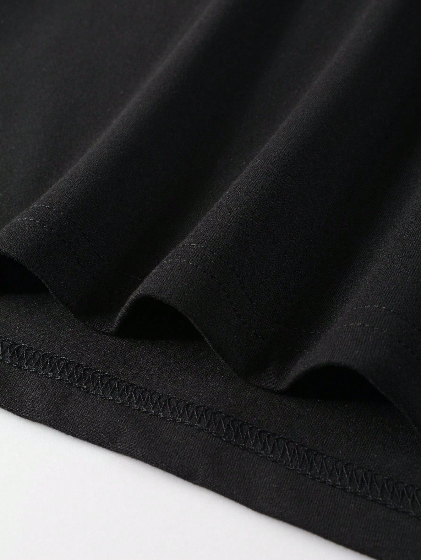 قميص مطبوع بطائرة أكمام قصيرة