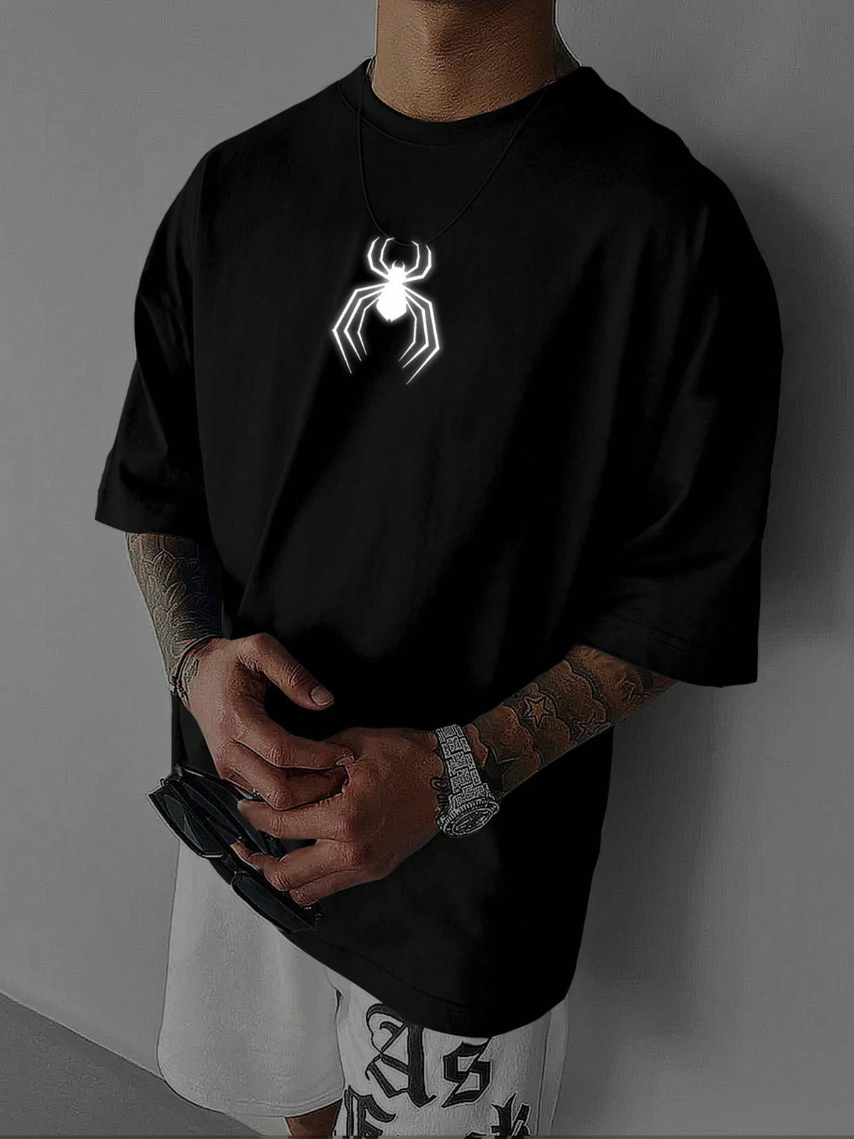 تي شيرت رجالي واسع