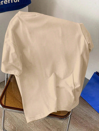 تي شيرت بأكمام قصيرة