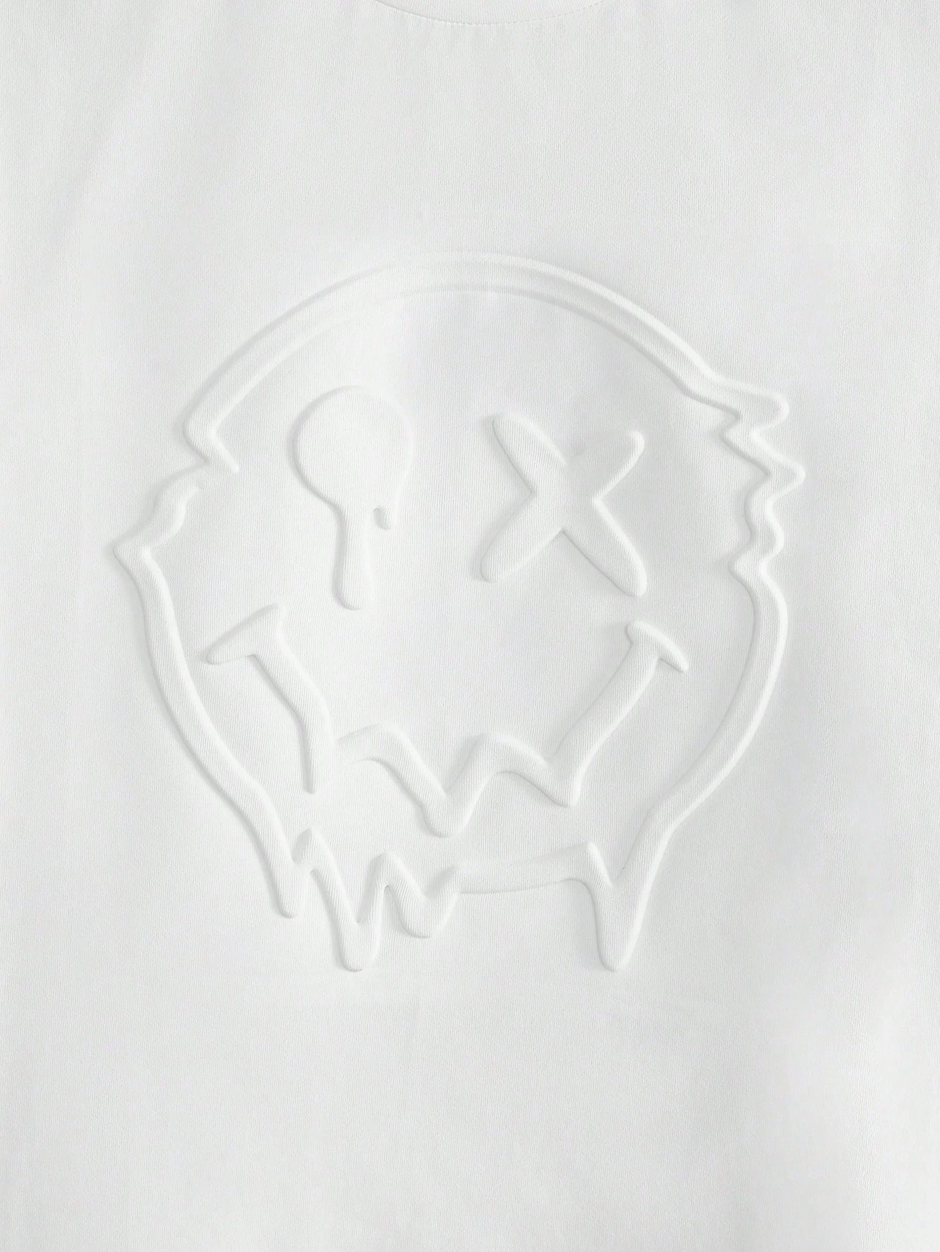 تي شيرت مطرز