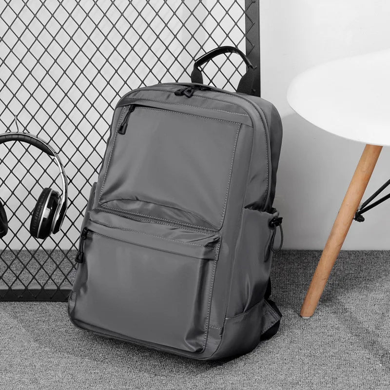 شنطة صغيرة كلاسيك للنساء - Multifunction Smart Backpack for Travell