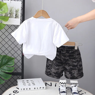جديد أولاد صيف clothes طقم handsome children صيف clothes خفيف قصير-sleeved camouflage shorts طقم قطعتين