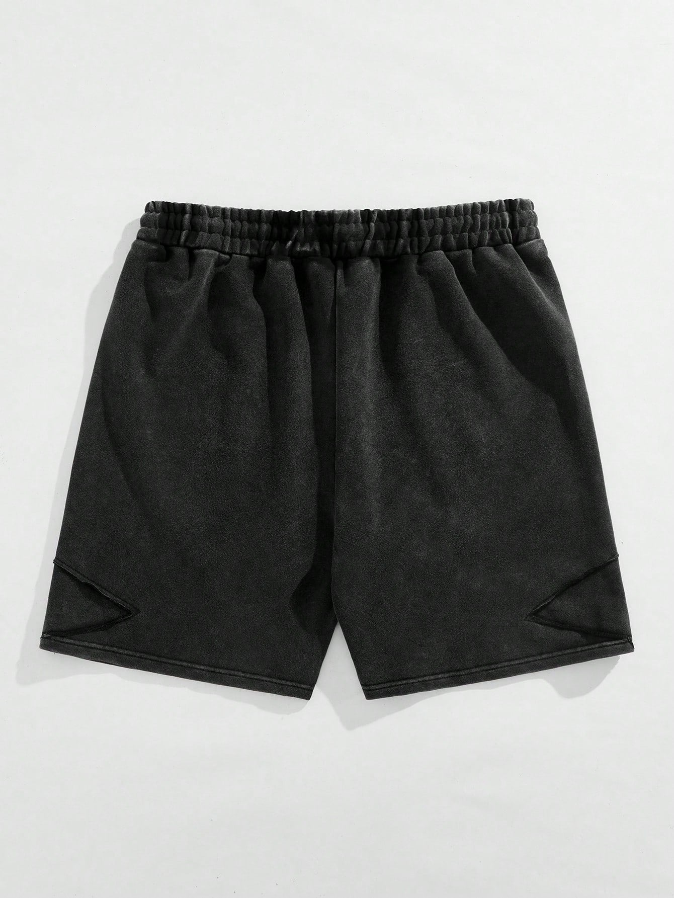 شورت رجالي مزين