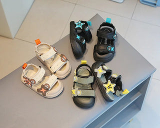 صيف جديد 0-1-2 year old baby sandals for أولاد and بنات ناعم bottom baotou non-slip beach shoes men's and toddler shoes