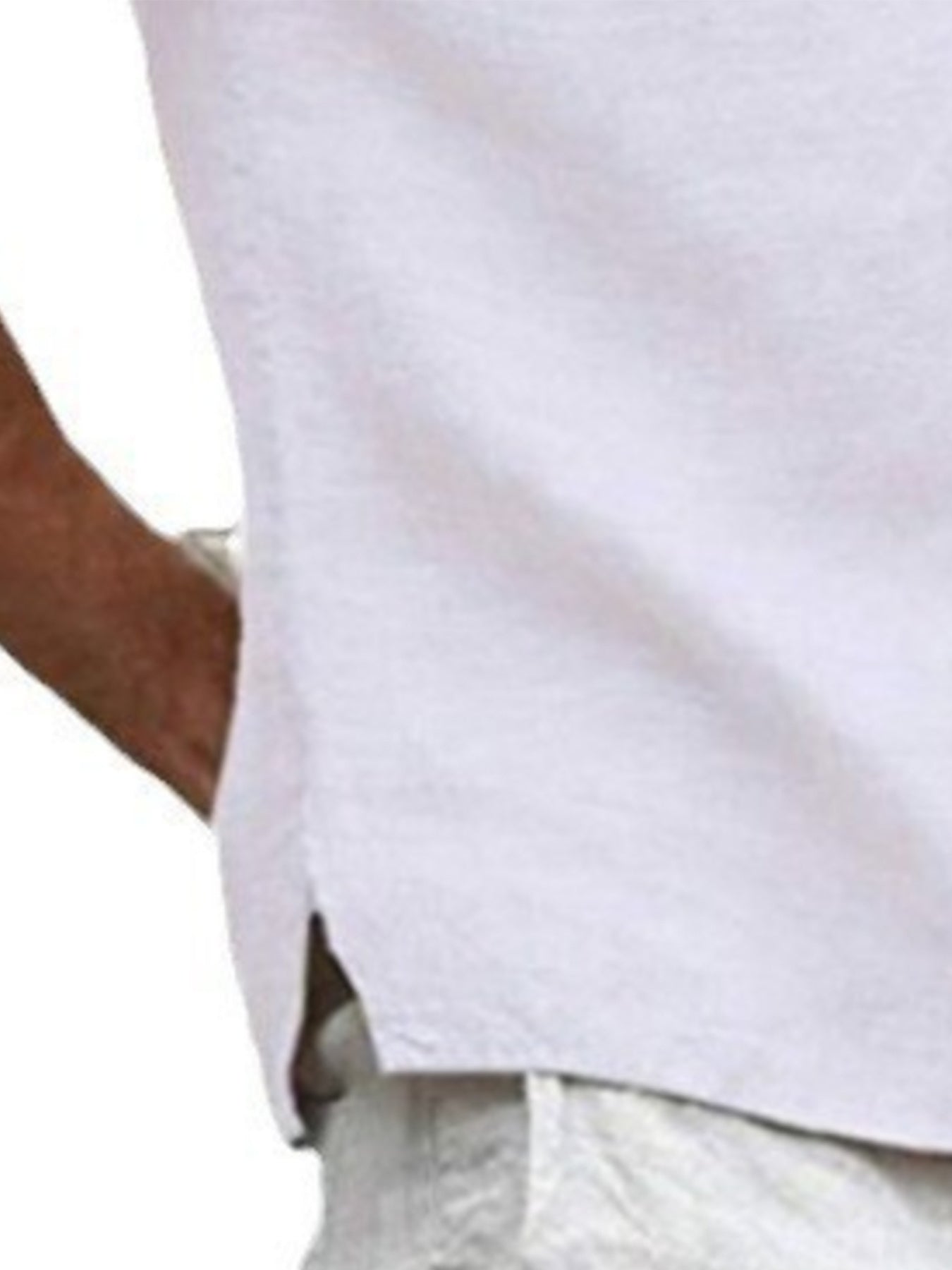 قميص رجالي خفيف الوزن من القطن والكتان بفتحة رقبة على شكل حرف V