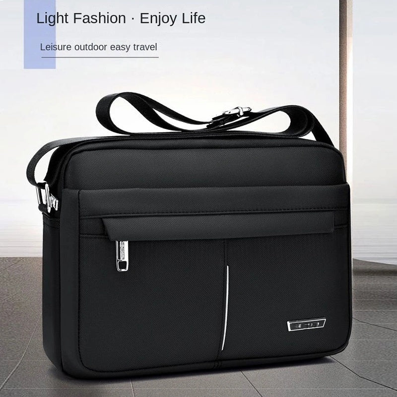 حقيبة كتف من قماش أكسفورد للرجال - كبيرة، متعددة الأقسام مع حزام قابل للتعديل، نمط كاجوال، قابلة للغسل باليد، للاستخدام في السفر والترفيه، حقيبة سفر كاجوال | حقيبة بحزام قابل للتعديل | حقيبة من قماش أكسفورد