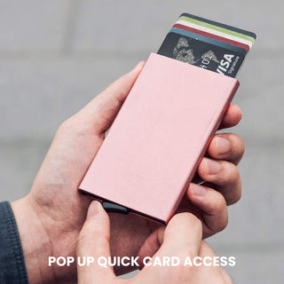 محفظة بوب أب فائقة الرقة مع حجب RFID - حامل بطاقات ائتمان بسيط للرجال والنساء، علبة من الألومنيوم الأسود، تحمل 6 بطاقات، شريطين من السيليكون مزدوجين آمنين، تصميم مدمج للاستخدام اليومي، ملحقات سفر | ملحقات أزياء، هدية مثالية لعيد الأم، عيد الأب