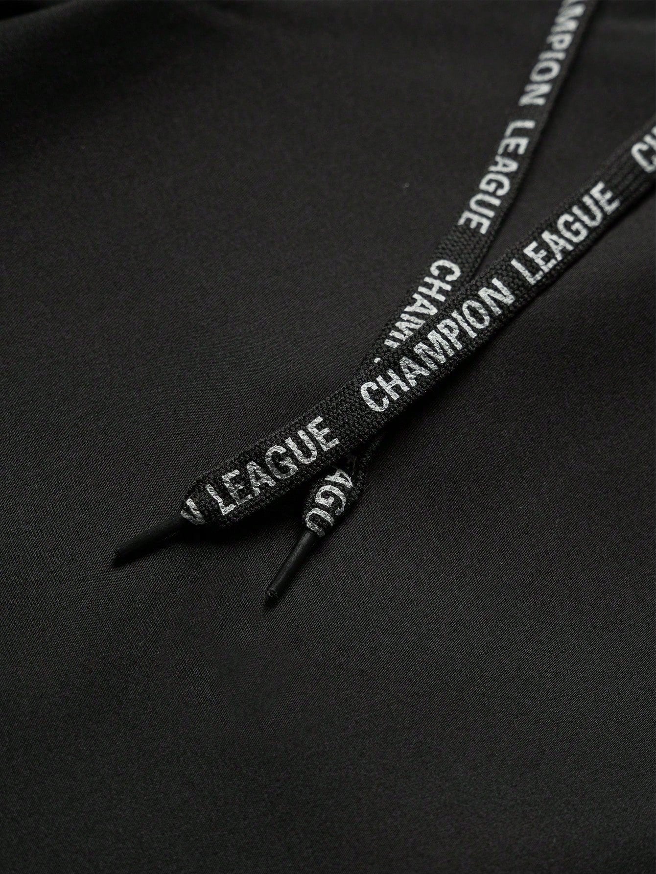 شورتات كاجوال للرجال مطبوعة بعناكب