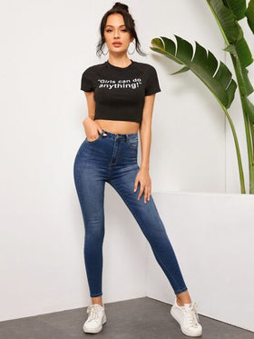 SHEIN Essnce بنطلون جينز مرن بخصر عالي وجيب قلاب